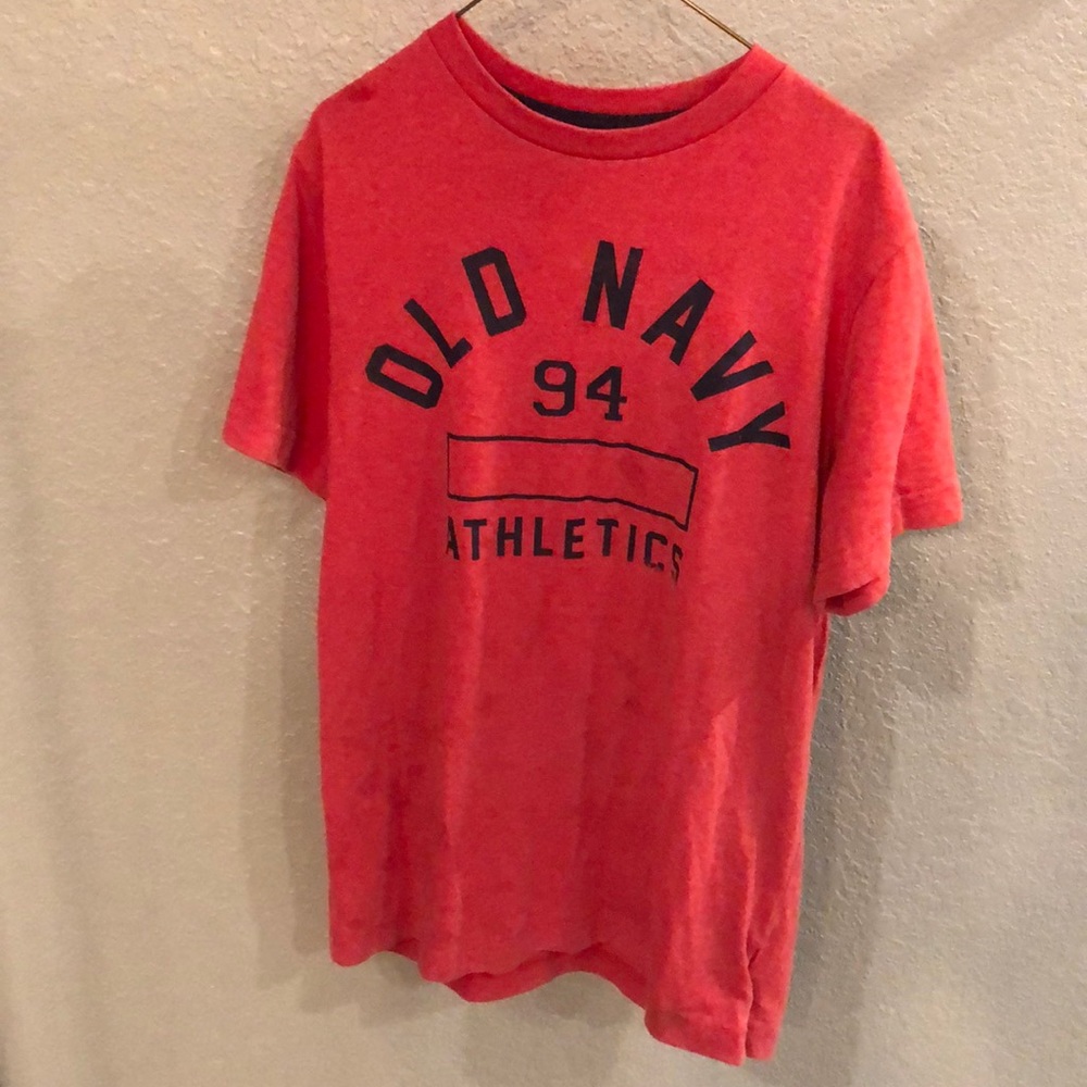 Boys old navy tshirt